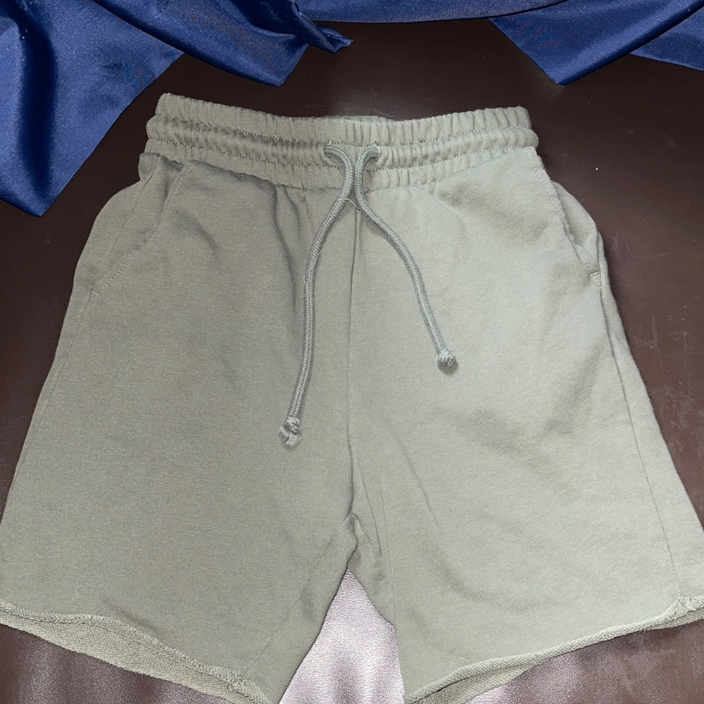 Green comfortable shorts